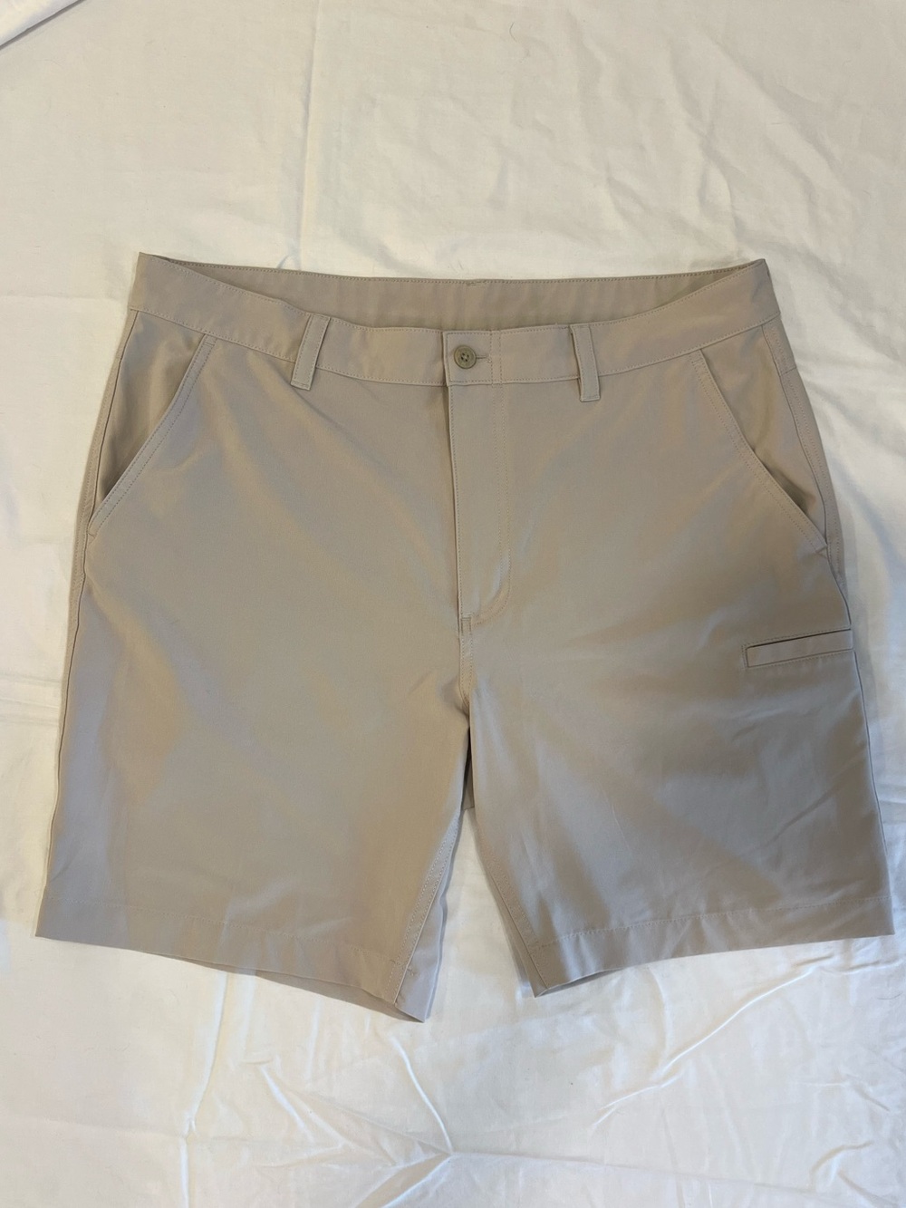 PGA Tour Men's Beige Hybrid Golf Shorts